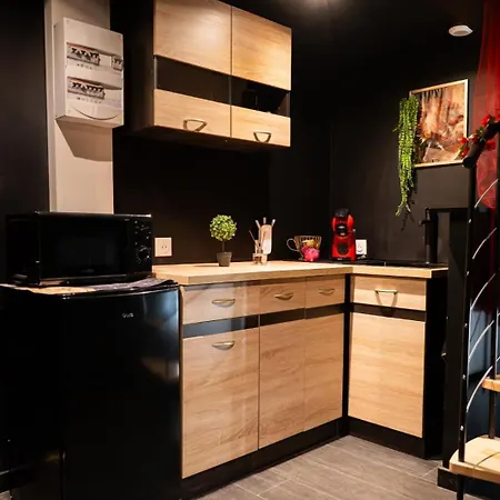 Dark Love hotel Saint-Omer